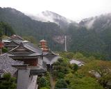 世界遺産「熊野古道いにしえの健康生きがいツアー」(那智の滝を望む)